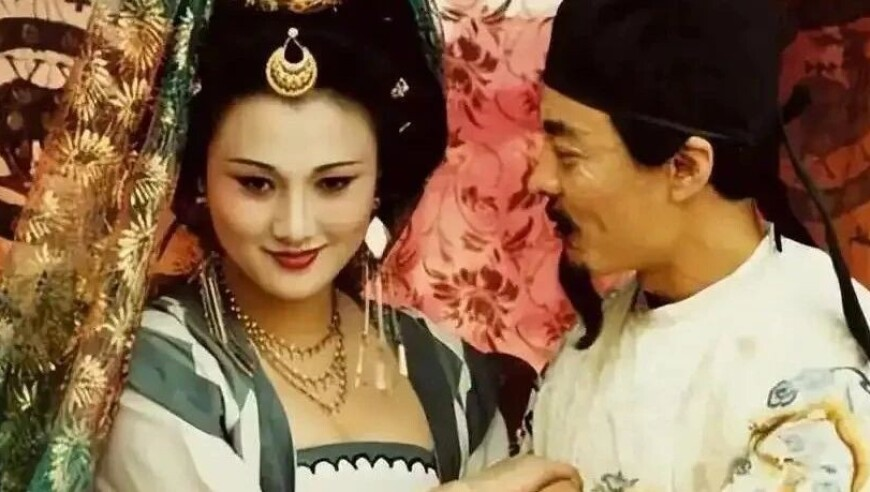 澳门期期精准一肖一码四肖八码,泰国向全球展示宋干节软实力,国产化作答解释落实_铂金版V7.39