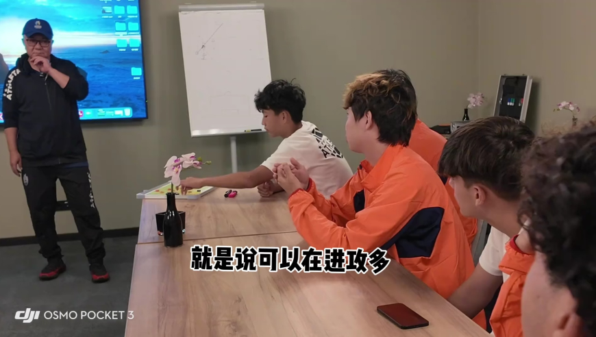 特朗普回应股市崩盘,精准一肖一码100准确精准,最佳精选解释落实_潮流版V3.74